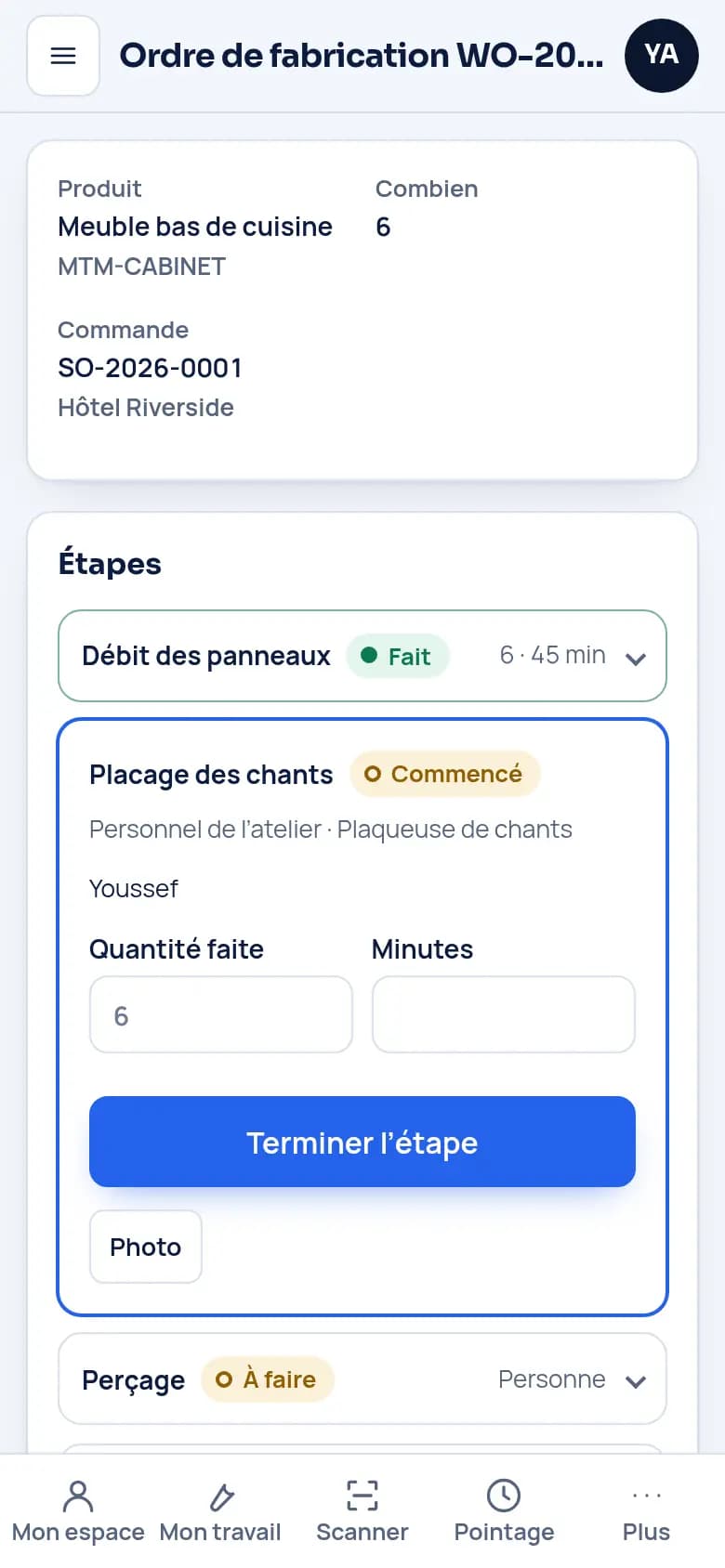 Suivez chaque étape sur le téléphone · Menuiserie bois